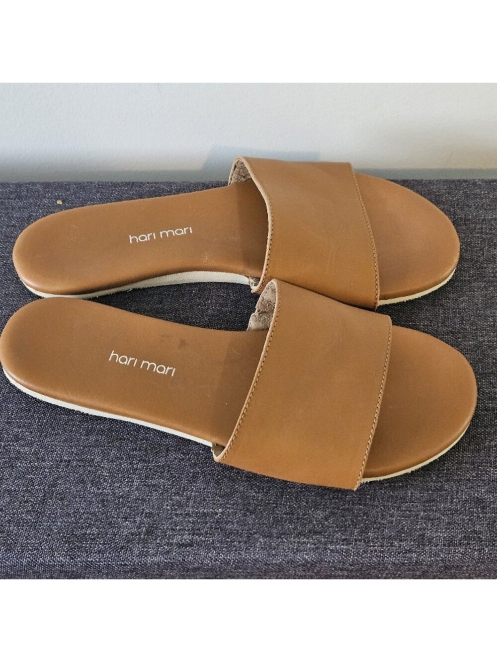 Hari Mari Sydney Tan Leather Slides Memory Foam Sandals Womens 7 Shoes